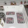 Imagem de Kit 03 Tapetes Para Cozinha Estampa Digital 1,25m x 45cm Retangular Base Antiderrapante - Portugal