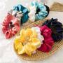 Imagem de Kit 05 Xuxinha de Cetim Scrunchie Elástico de Cabelo Rabicó Frufru para Prender o Cabelo