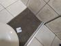 Imagem de Kit 2 Tapetes Banheiro Bolinha Antiderrapante 40 cm x 60 cm - CINZA CLARO