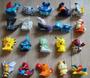 Imagem de Kit 20 Pokebolas Pokemons + 20 Miniaturas 5cm  Brinquedo Colecionável Presente