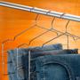 Imagem de Kit 3 Cabides Triplo c/ Cavas Cabideiro Para Calça Calceiro Aço Cromado Roupa Jeans