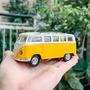 Imagem de Kit 3 Carrinhos De Metal Carros Miniatura Kombi 1950 23 Janelas Perua Samba Brasil