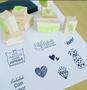 Imagem de Kit 8 Carimbos decorativos para personalizar embalagem papel kraft, caixa presente, sacolas e mimos