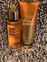 Imagem de Kit Body Splash 236ml + Creme Hidratante Amber Romance 250ml Victoria's Secret