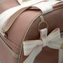 Imagem de Kit Bolsa Maternidade Menina 4 Peças Luxo Nude Laço