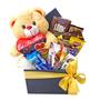 Imagem de kit caixa de presentes Personalizada cartonada  com pelúcia e chocolates variados
