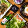 Imagem de Kit Coreano Soju Morango Jinro 360ml + Copo Soju 