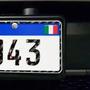 Imagem de Kit Emblemas Adesivos Resinados Escudo Italia Lateral Grade Coluna Fiat Palio Siena Uno Strada Argo Cronos Mobi