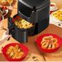 Imagem de Kit Forma De Silicone Airfryer 18x18cm + Pegador Silicone 