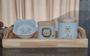 Imagem de Kit higiene bebê safari 4 peças - Bandeja, potes e molhadeira - Peças porcelana bandeja e tampas pinus