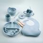 Imagem de Kit Infantil de Silicone para Alimentação, Prato com Ventosa, Copo, Talheres e Tigela,  Babador