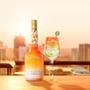 Imagem de kit licor peachtree 700 ml com taça vidro personalizada
