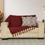 Imagem de Kit Manta Xale de sofá Lisa 1,40 x 1,80 Com 2 Capas de Almofada Estampadas