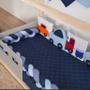 Imagem de Kit Montessoriano Trança para Mini-Cama 7 Peças + Varal Bandeirinhas - Carros Azul