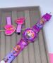 Imagem de Kit Relógio Infantil Digital Pisca Luz Toca Musica + Presilha de Cabelo Meninas Bico de Pato Hair Clips Princesas Disney