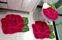 Imagem de Kit tapete para banheiro formato flor, cor rosa e verde 3 peças tamanho M
