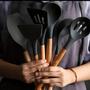 Imagem de Kit Utensílios Cozinha Silicone e Bambu 12 Peças Preto