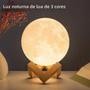 Imagem de Lâmpada LED Lua 8cm - Luz Noturna com Suporte e Decoração de Quarto