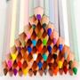 Imagem de Lápis De Cor Coloridos Tons De Pele Para Colorir Escolar