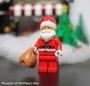 Imagem de LEGO Advento Cidade Minifigura de Natal - Papai Noel com Óculos (60155)