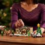 Imagem de LEGO Elf Club House (10275) Kit de Construção um projeto envolvente e uma ótima ideia de presente de férias para adultos, novo 2021 (1.197 peças)