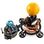 Imagem de Lego technic 42179 planeta terra e lua em orbita