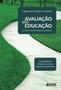 Imagem de Livro - Avaliação em educação