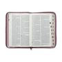 Imagem de Livro - Bíblia NVI com zíper: capa em couro soft rosa com acabamento em glitter, letras de Jesus em vermelho, Leitura Perfeita: Nova Versão Internacional