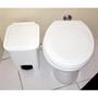 Imagem de Lixeira plastica com pedal 15lts bralimpia