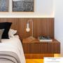 Imagem de Luminária De Mesa Retrô Com Base Madeira Pinus  Soquete E-27 - ABF Luminárias
