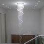Imagem de Lustre De Cristal Espiral Para Vão De Escada Com 4 Metros De Altura Base De Inox Com 50CM De Diâm.