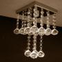 Imagem de Lustre para lavabo / corredor, cordão de castanhas com esferas de 30mm