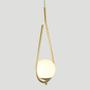 Imagem de Lustre Pendente ON DROP - DOURADO com globo de vidro Branco