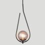Imagem de Lustre Pendente ON DROP - PRETO com globo de vidro fumê