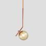 Imagem de Lustre Pendente ON LY - BRONZE com globo de vidro Âmbar
