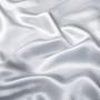 Imagem de Luxbedding Satin Sheets King, Lençóis macios de cama de seda, folha de seda cinza prata com 1 folha de bolso profundo e 1 folha plana & 2 fronhas de cetim sedosa