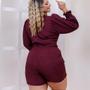 Imagem de Macaquinho Plus Size Feminino Curto Manga Longa com botões