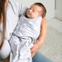 Imagem de Manta de swaddle bebê ajustável por 0-3 meses - Bebê Envoltório infantil Conjunto 3 Pack Grey Cloud, Stripe, Stars - Newborn Swaddle, Baby Swaddle Cobertores para Baby Boy, Baby Boy Swaddle