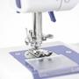 Imagem de Máquina de Costura Portátil Polar Compact