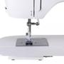 Máquina de Costura Portátil Singer M1605 127V Branca Imagem de Máquina de Costura Portátil Singer M1605 127V Branca