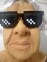 Imagem de Máscara Realista - Vovó / Senhora / Velha  com óculos do meme + Máscara de LED