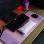 Imagem de Mega mouse pad com almofada de pulso - gamer girl