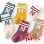 Imagem de Meias Altas de Algodão para Bebês - 3 Pares com Listras Coloridas