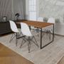 Imagem de Mesa Industrial Base Ferro Preto Tampo 137x90 Canela 4 Cadeiras Ferro Preto Assento Branco