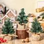 Imagem de Mini Árvore de Natal Artificial Yinder - 15cm com Base