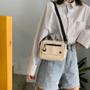 Imagem de Mini Bolsa Transversal 3 Bolsos Nova Bag Shoulder Crossbody Alça Ombro Feminina Casual Moderna