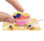 Imagem de Mini Collectibles Miniverse Make It Mini Food Cafe Ser da MGA