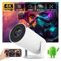 Imagem de Mini projetor smart 4K com ajuste automático de foco para máxima nitidez.
