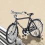Imagem de Miniatura de Bicicleta Retro - Decoração de Mesa com Design Nostálgico