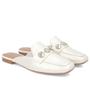 Imagem de Mule Off-White Perolado Couro Salto Rasteiro